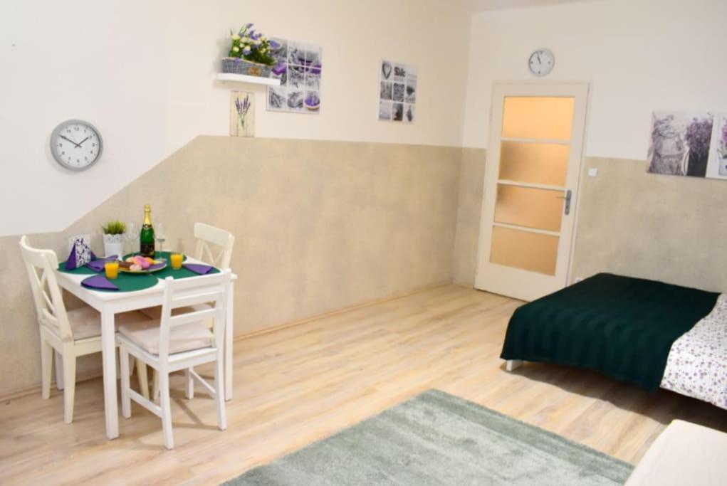 Apartment In 布拉格 外观 照片